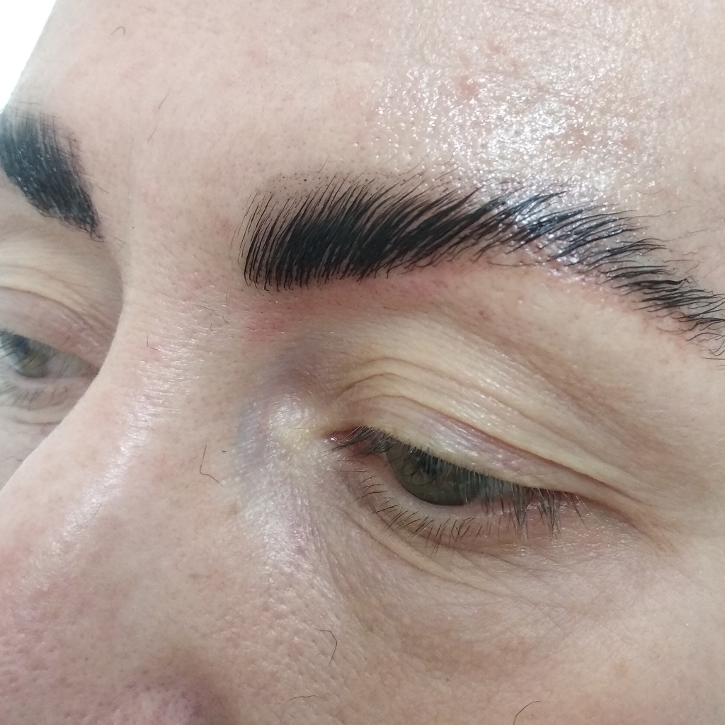 Долговременная укладка ламинирование бровей + окрашивание хной/краской