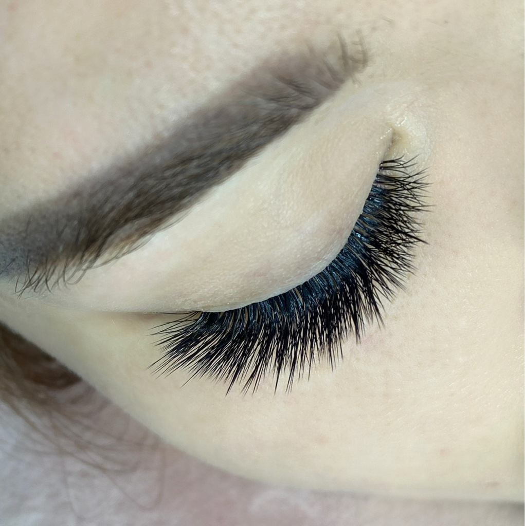 Наращивание с эффектом «ЛУЧИКИ»