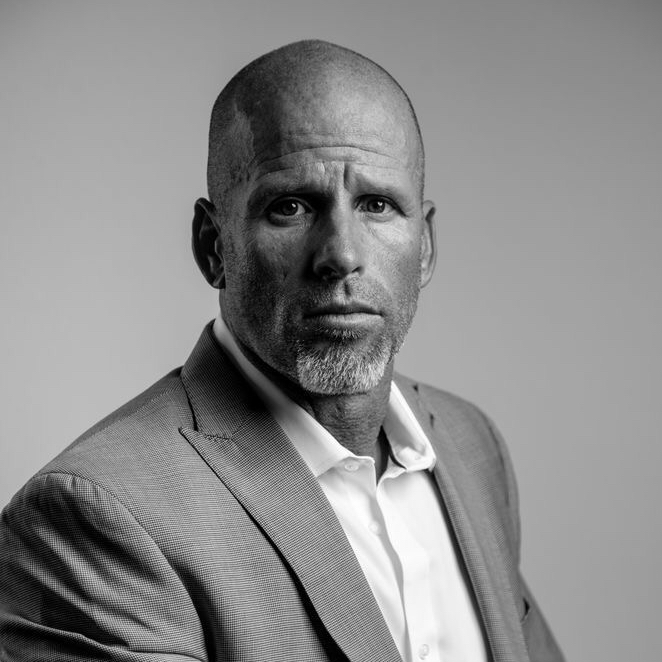 Бритье головы шейвером