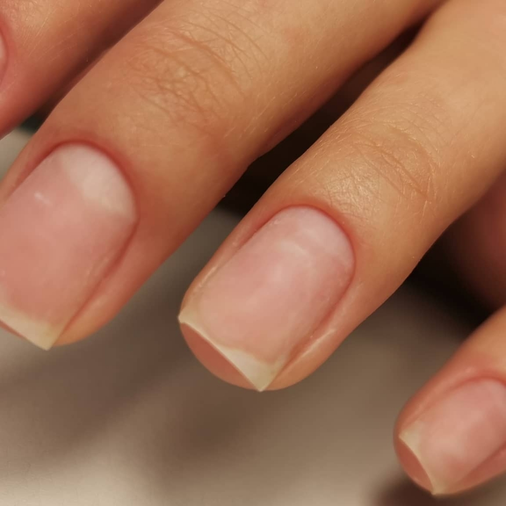 Маникюр комбинированный