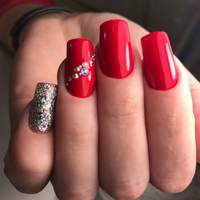 Маникюр гель-лак