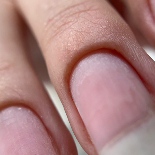 Маникюр без покрытия