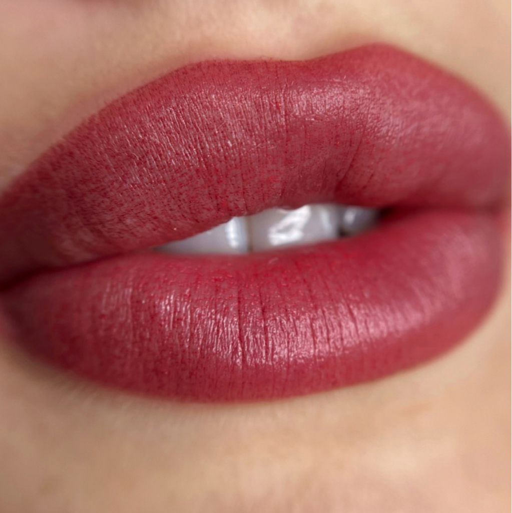 Коррекция губ