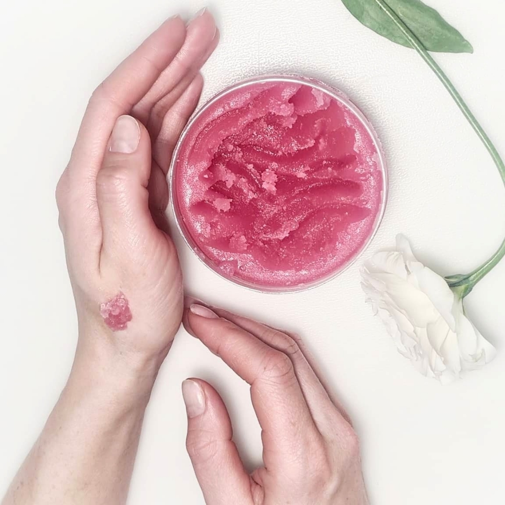 Маникюр (без снятия и покрытия)