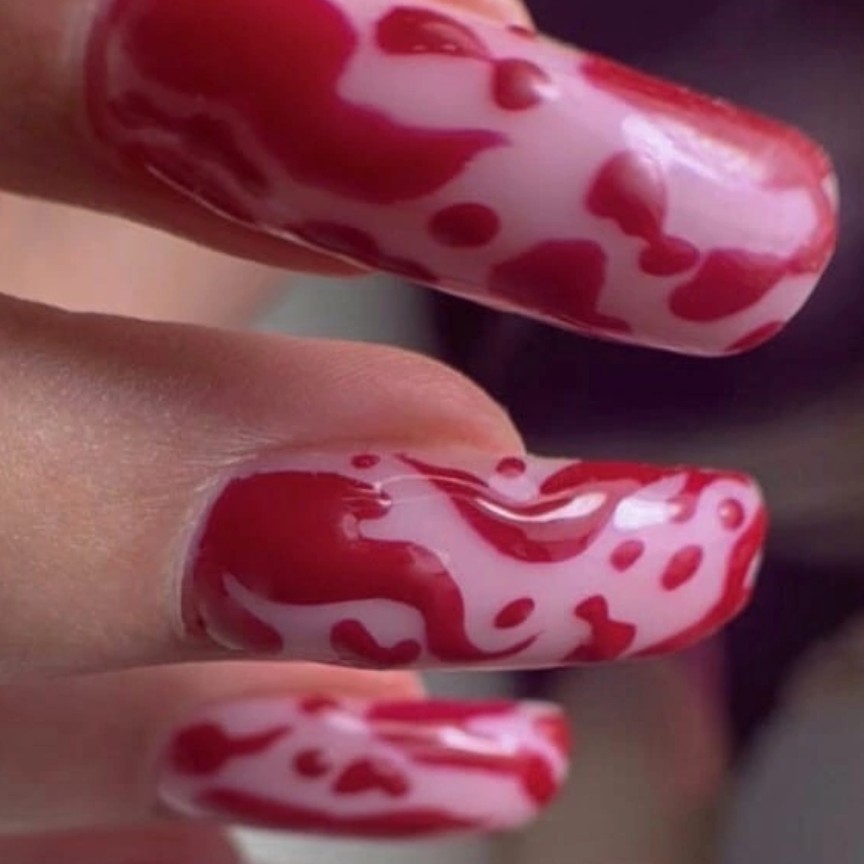 Коррекция нарощенный ногтей