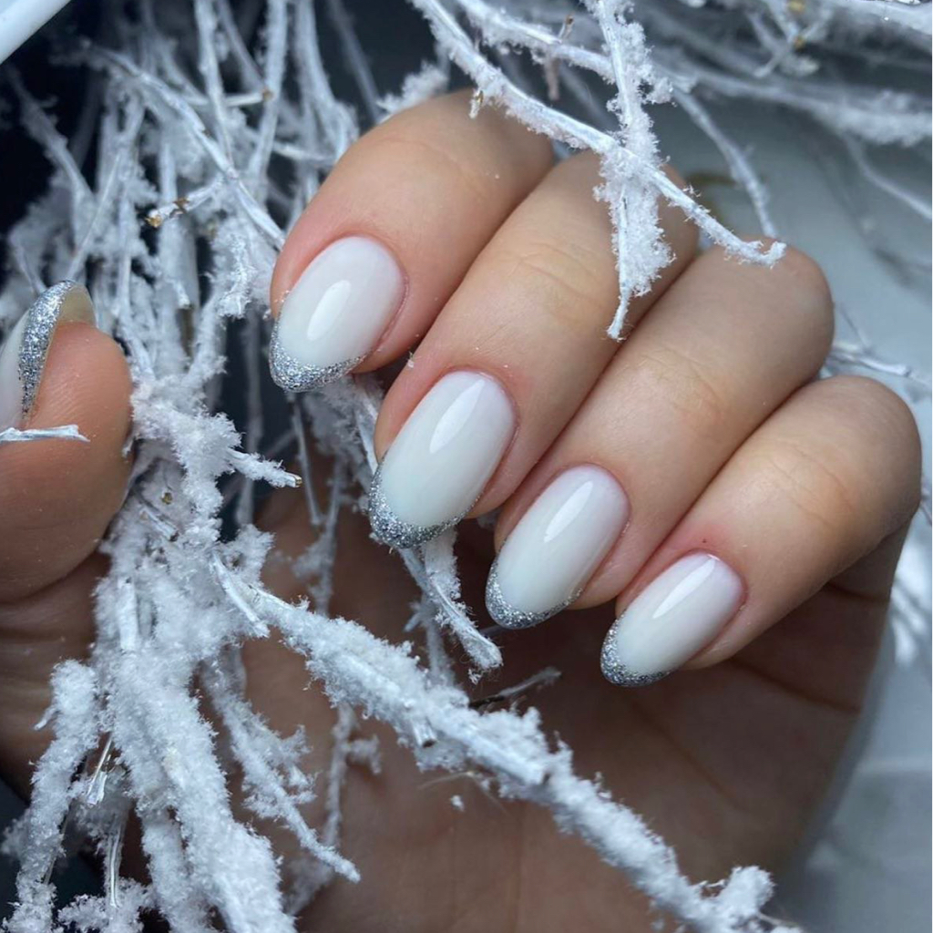 Маникюр с покрытием гель-лак