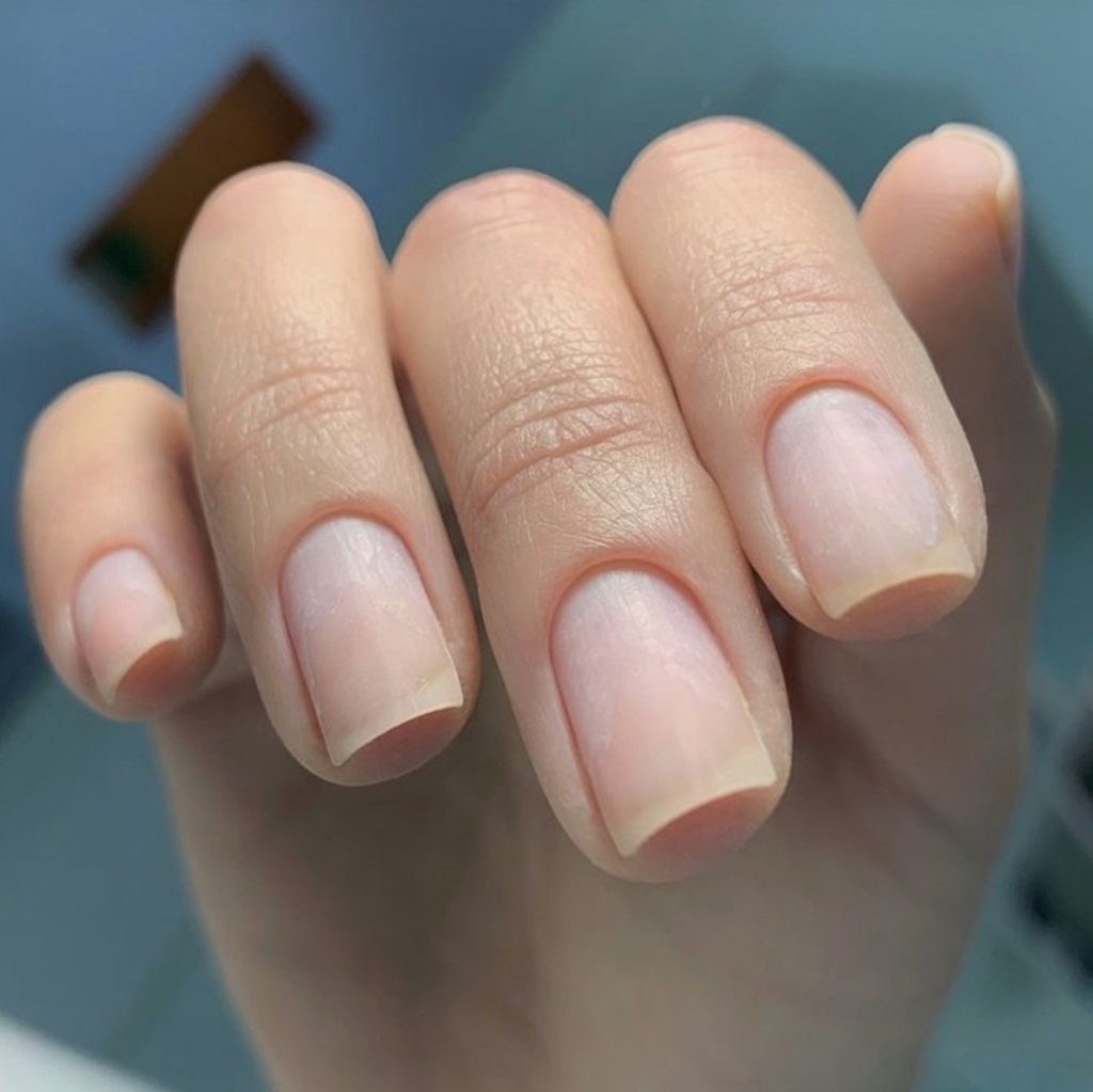 Маникюр аппаратный или комбинированной