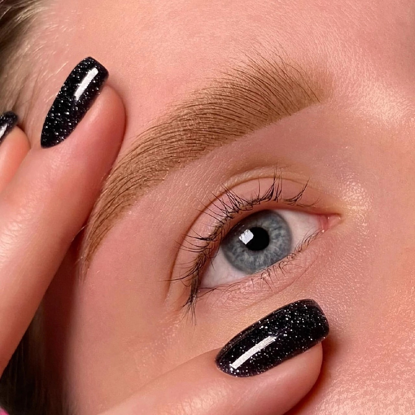 Окрашивание бровей