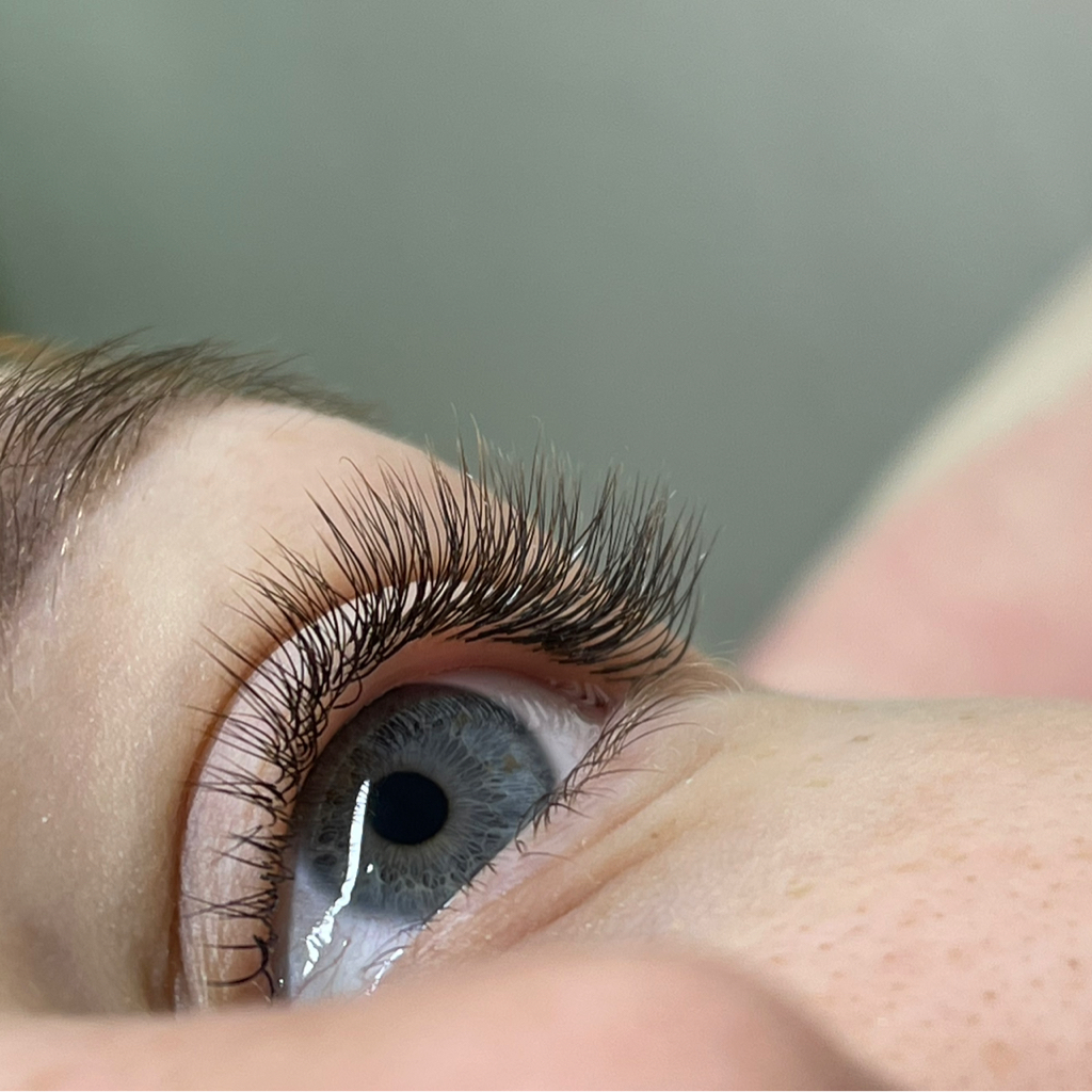 1Д Классическое наращивание ресниц