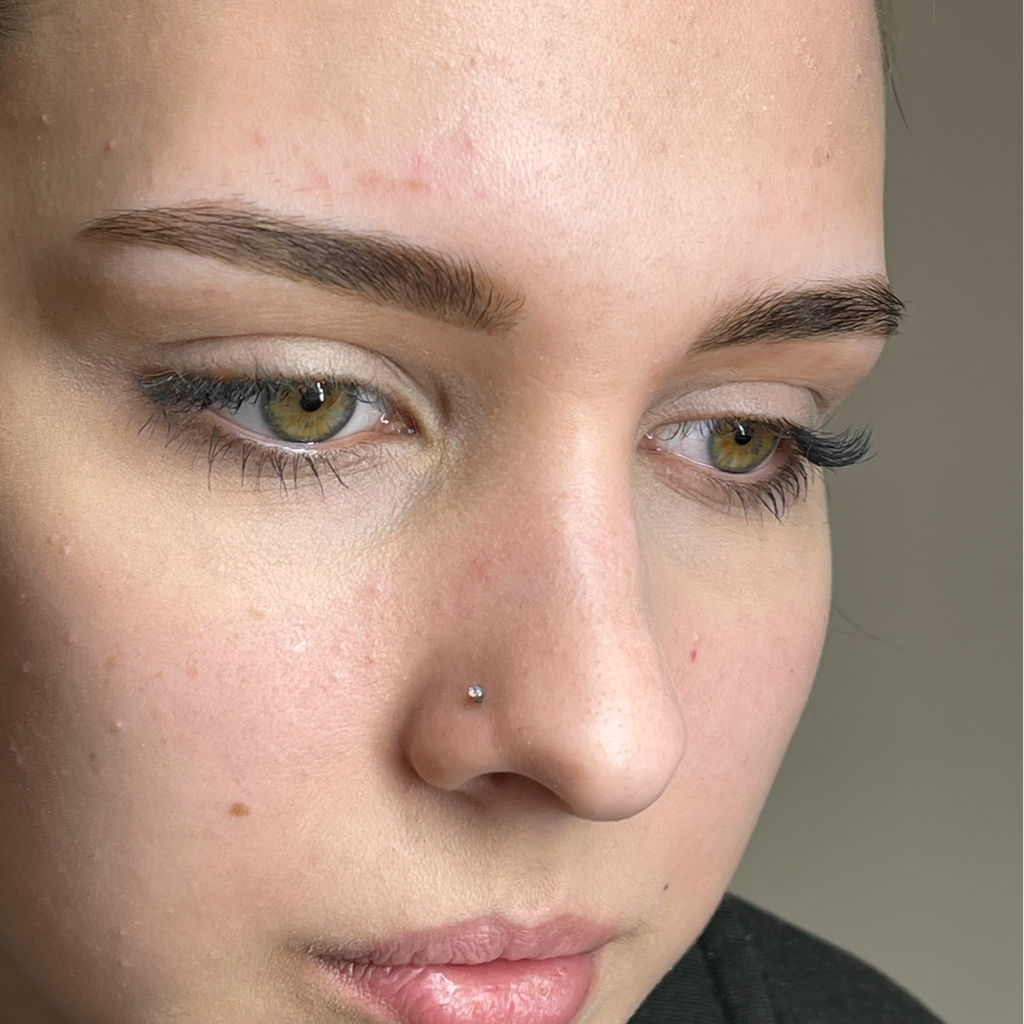 Моделирование бровей с окрашиванием краской/ хной