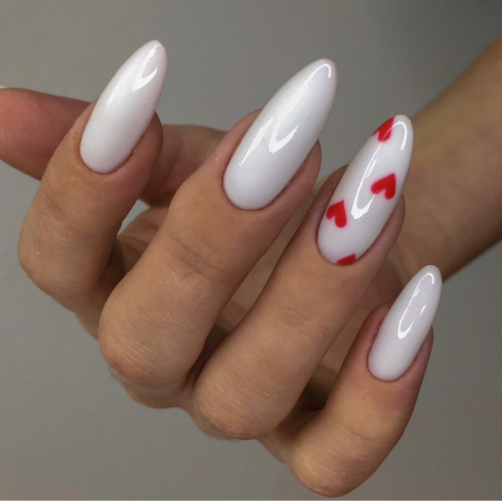 6. Маникюр + наращивание ногтей + однотонное покрытие  (Дизайны от 50₽)