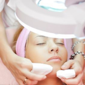 Механическая чистка лица