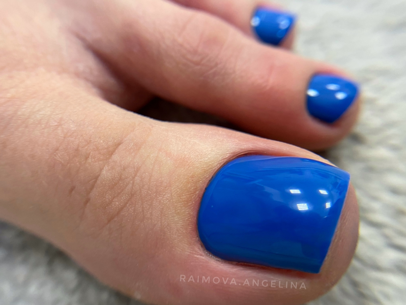 Педикюр с покрытием