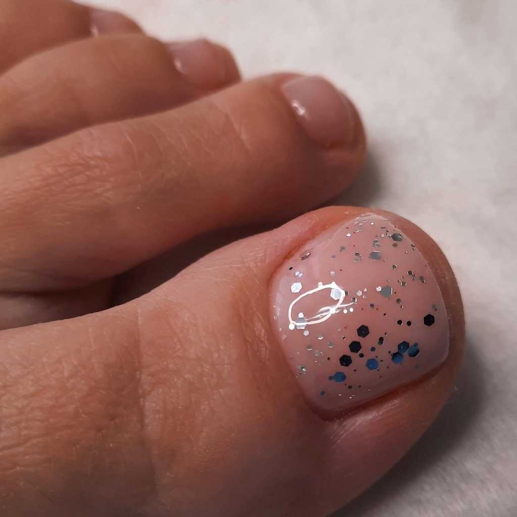 Golden trace
Обработка пальчиков и стоп с покрытием