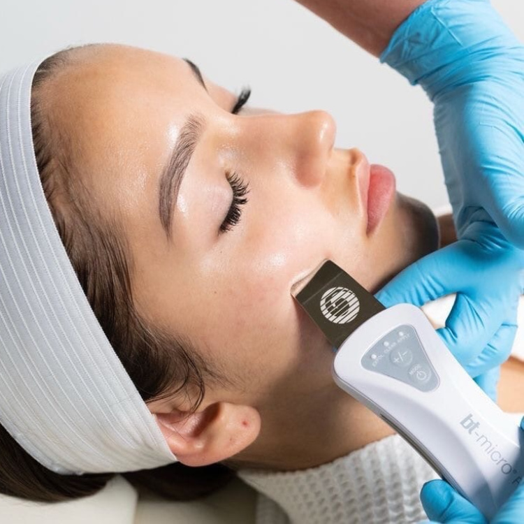 УЗ-чистка лица