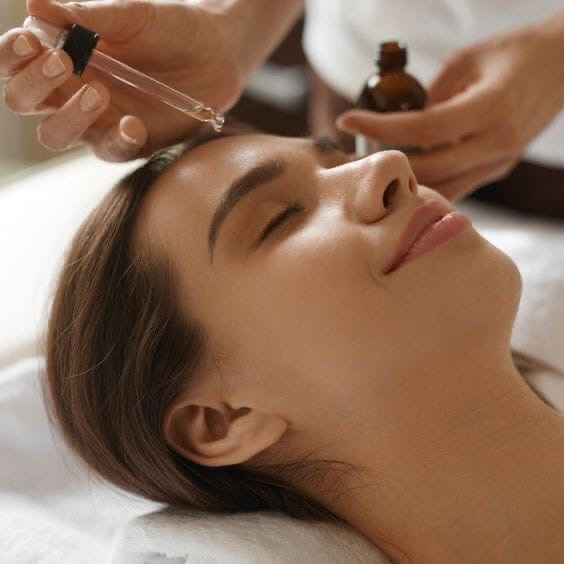 Пилинг с миндальной кислотой 15% или 33%