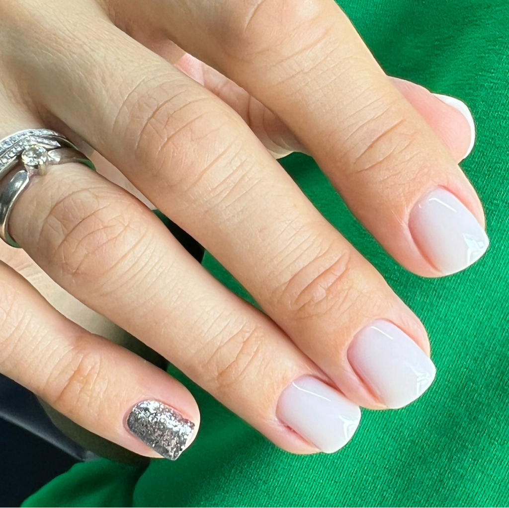 Маникюр + укрепление гелем (короткие)