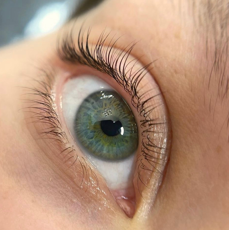 Окрашивание ресниц