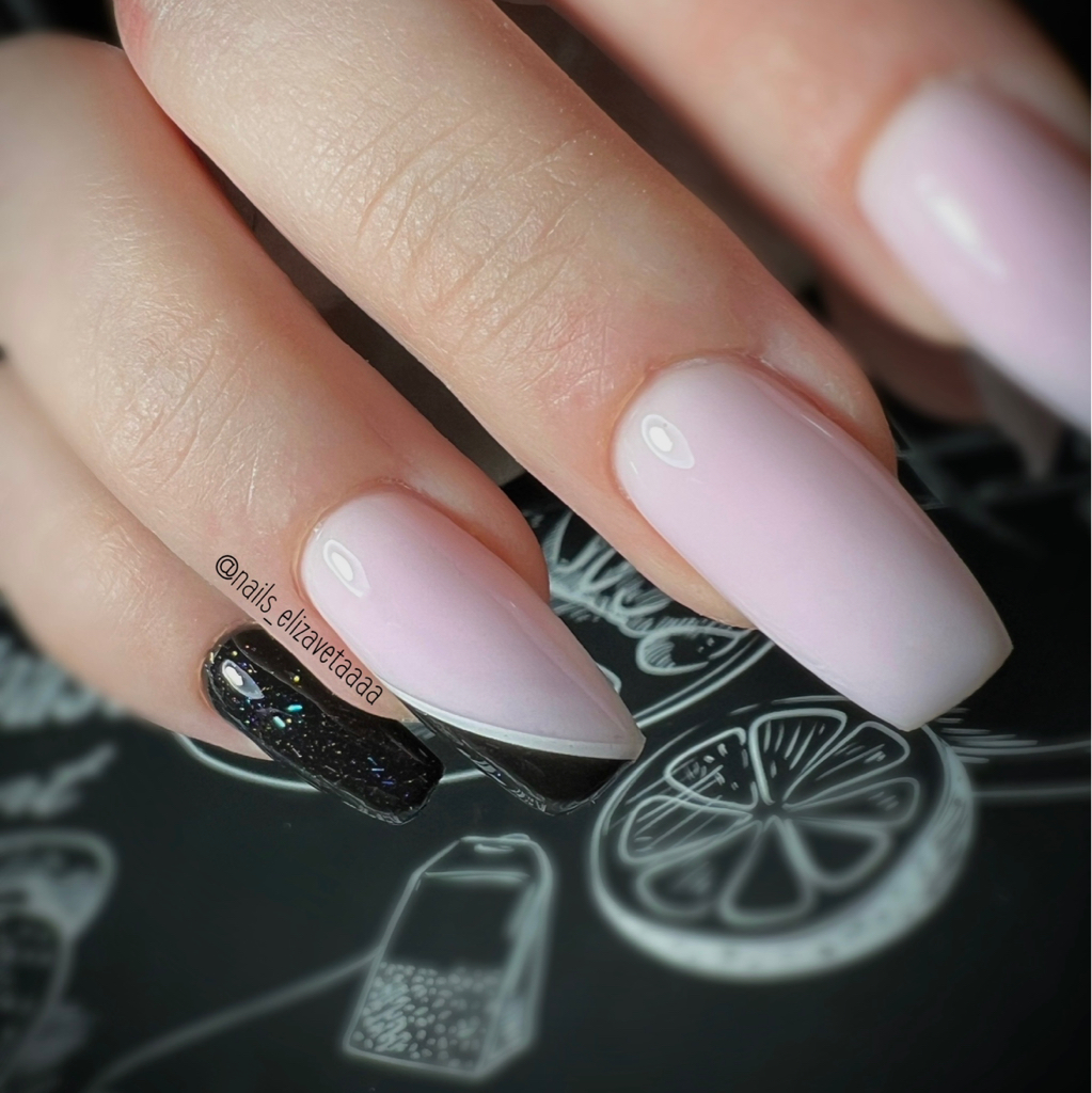 Наращивание ногтей