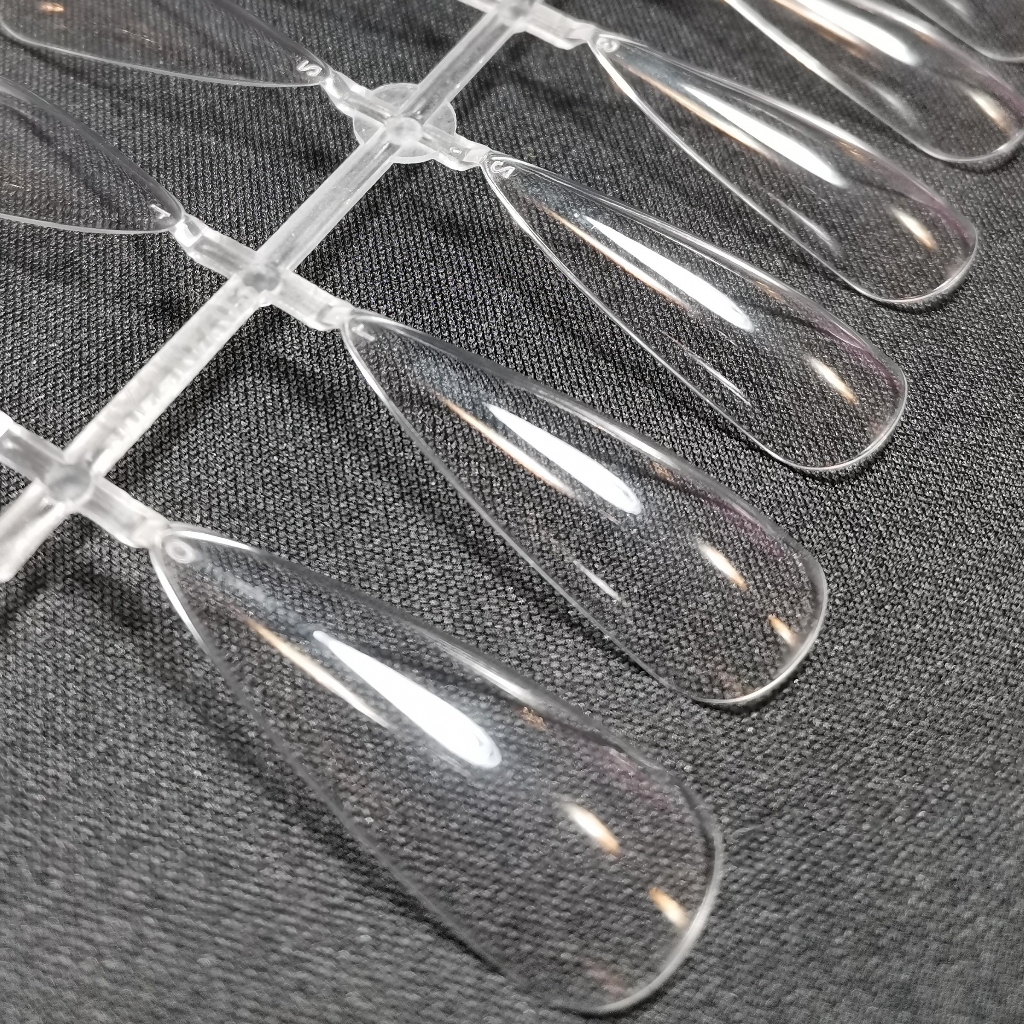 Наращивание + сложный дизайн время от 3,5 часов