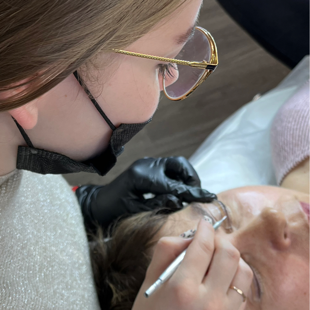 Обучение ламинированию ресниц