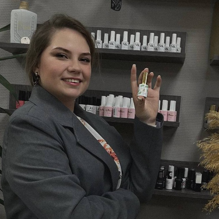 Шлыкова Елена