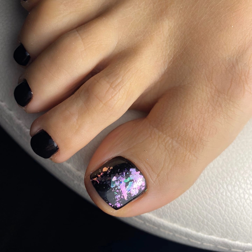 Смарт педикюр с покрытием гель-лак,обработка пяточек