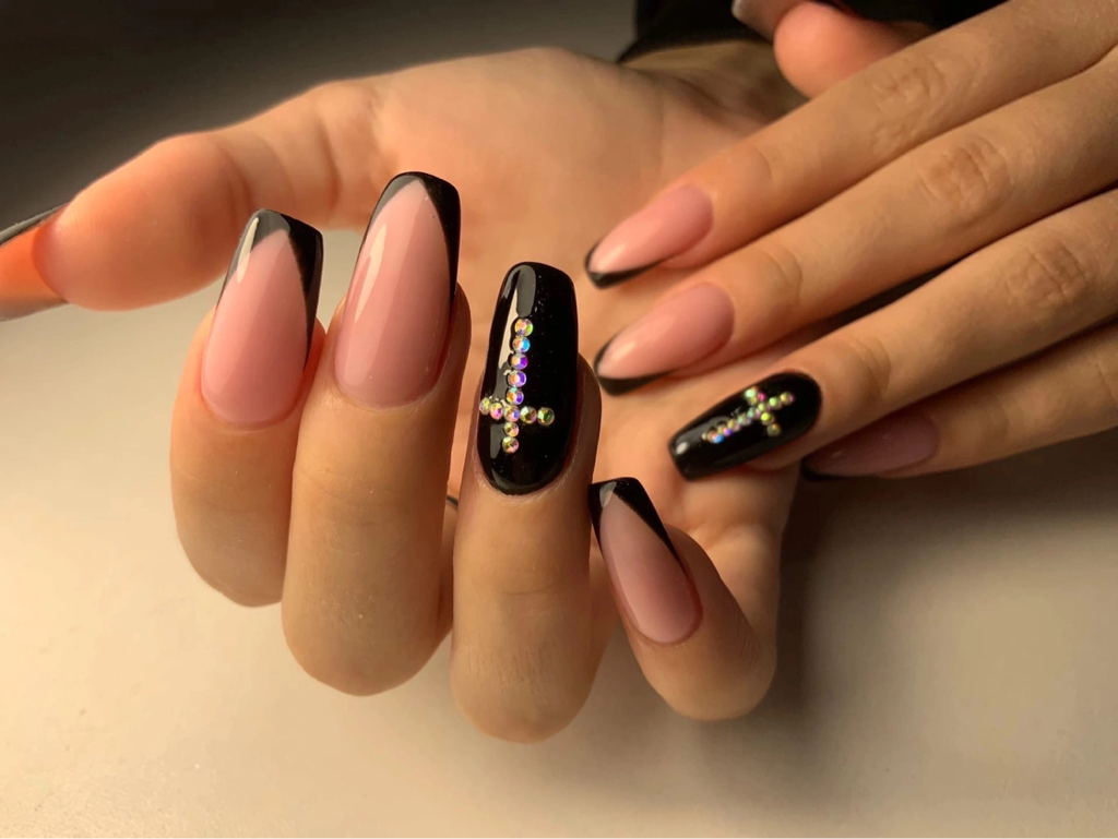 Наращивание ногтей,длина свыше 4ки+300