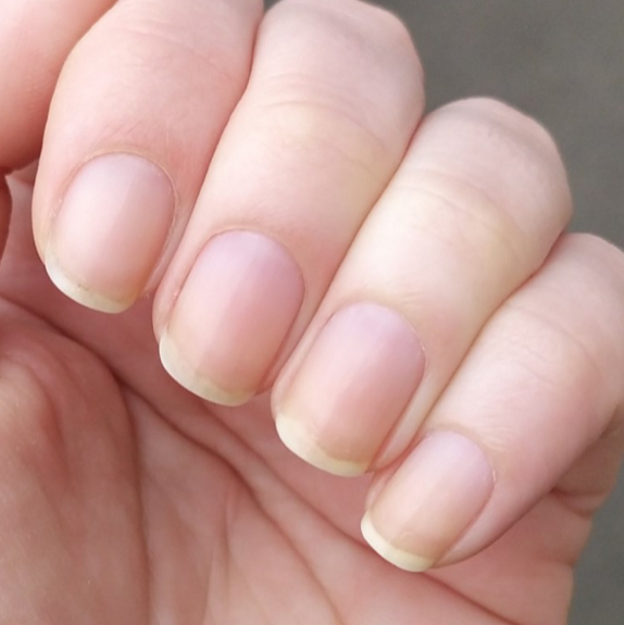 Маникюр+снятие старого покрытия