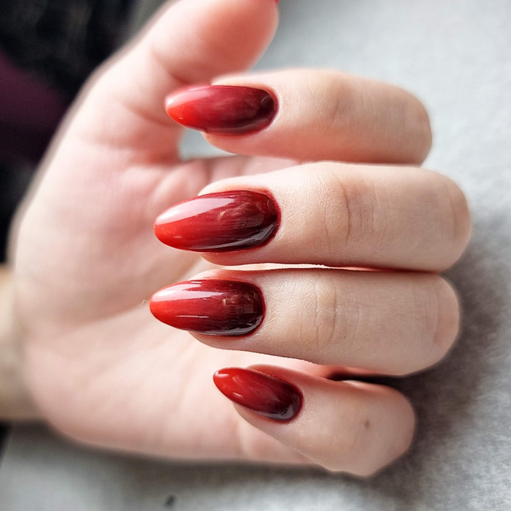 Маникюр с покрытием гель-лак