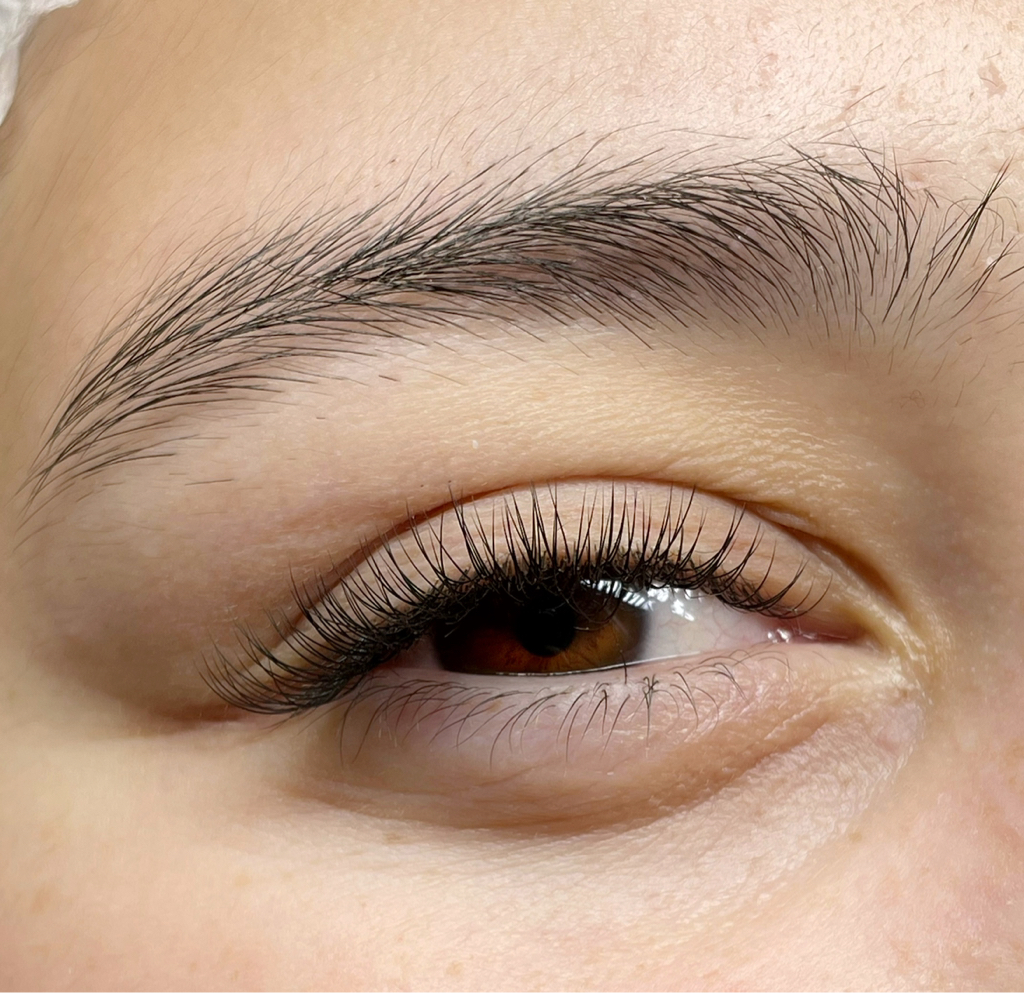 Классика  led и обычное наращивание