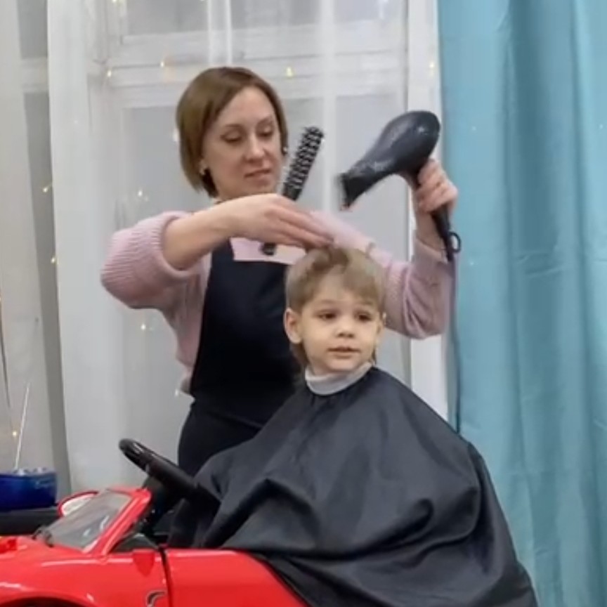 стрижка детская от 7 мес до 9 лет.