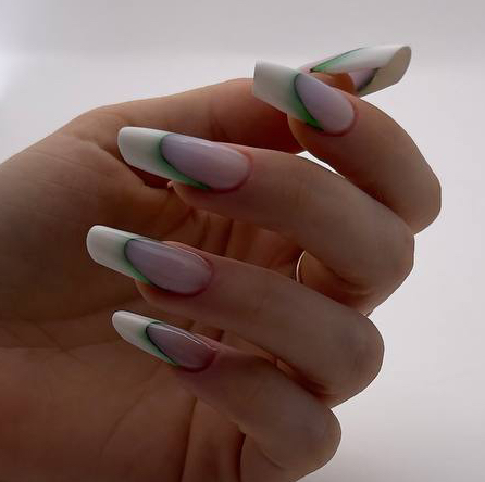 Наращивание ногтей