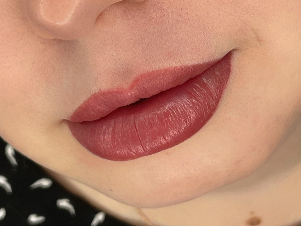 Перманент губ коррекция (1-2 месяца после первичной процедуры)