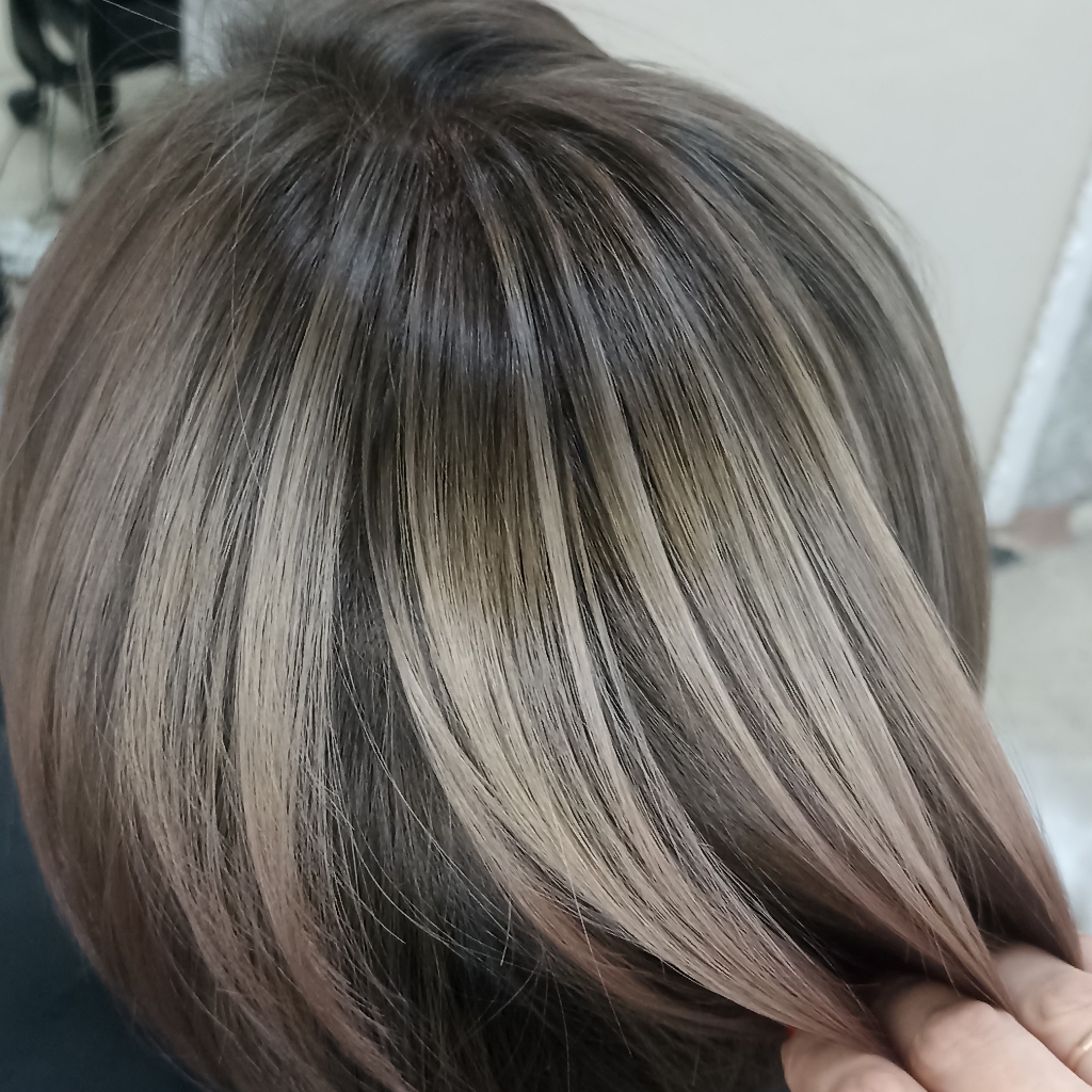 Сложное окрашивание коротких волос