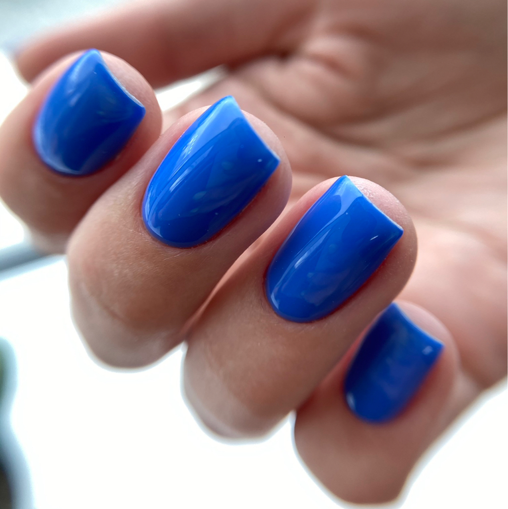 Маникюр с покрытием гель-лак