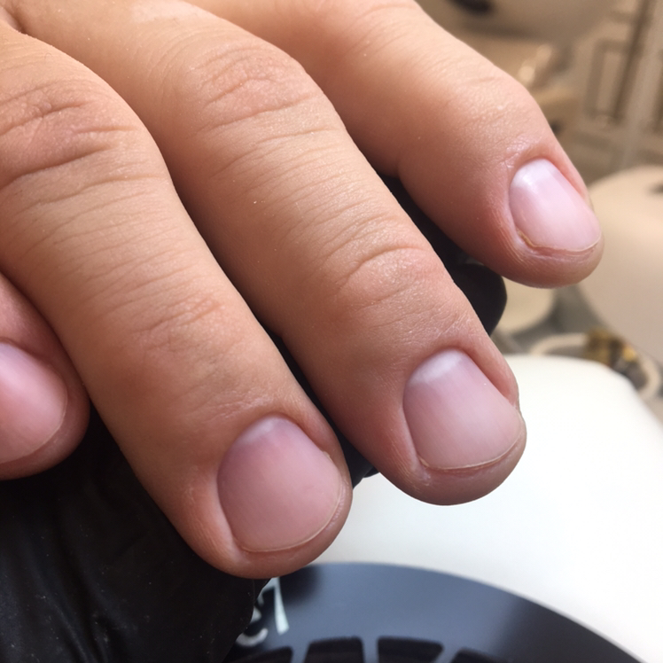 Маникюр мужской