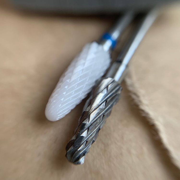 Снятие гель-лака