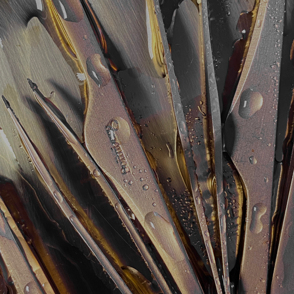 Коррекция бровей пинцетом/воском