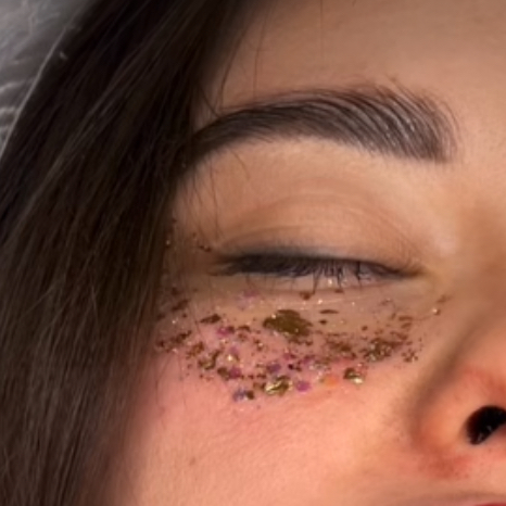 Перманентный макияж бровей