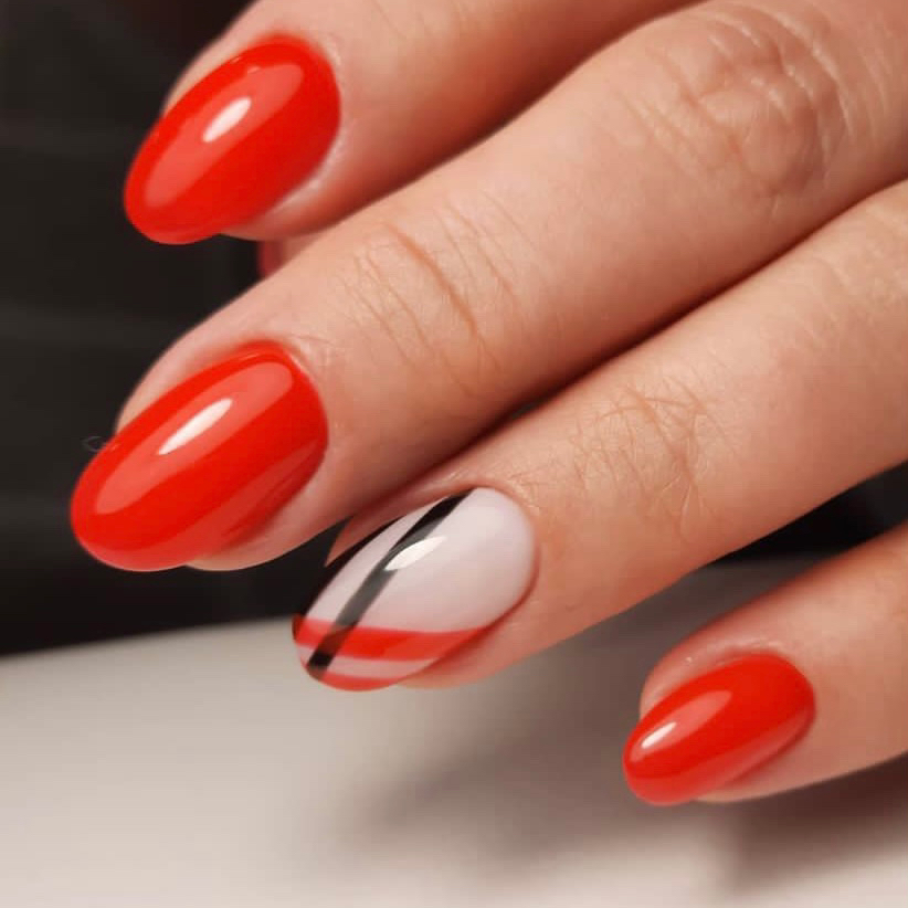 Маникюр с покрытием гель,полигель