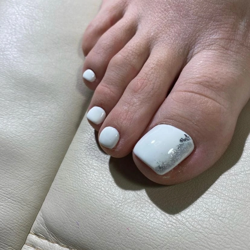 Педикюр «Всё включено» (Снятие/Стопы/Пальчики/Покрытие)