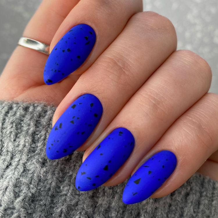 Маникюр с покрытием гель-лак