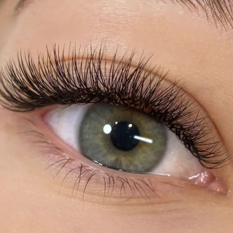 Ламинирование ресниц + окрашивание с лечебным lash filler