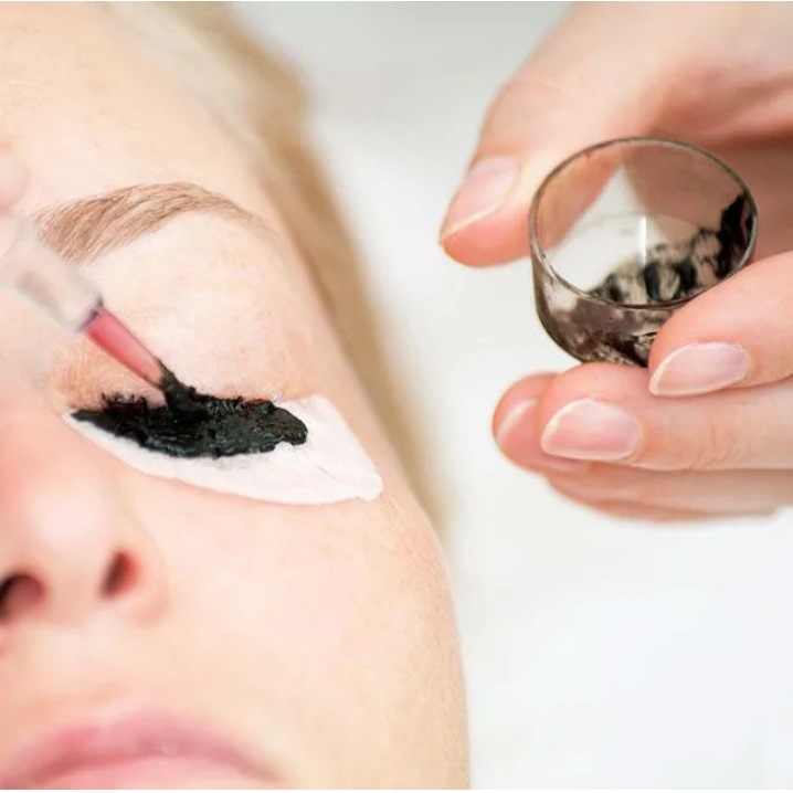 Окрашивание ресниц