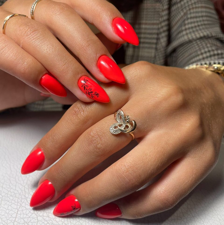 Маникюр+покрытие+снятие старого покрытия