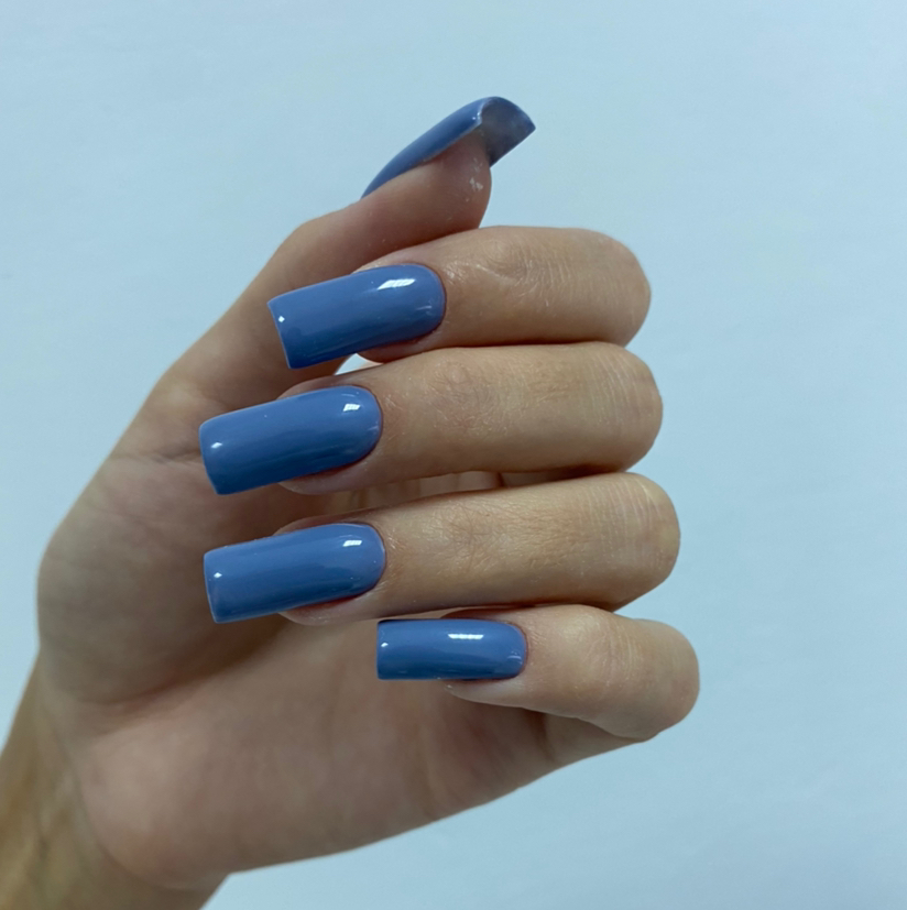 Маникюр с покрытием гелем