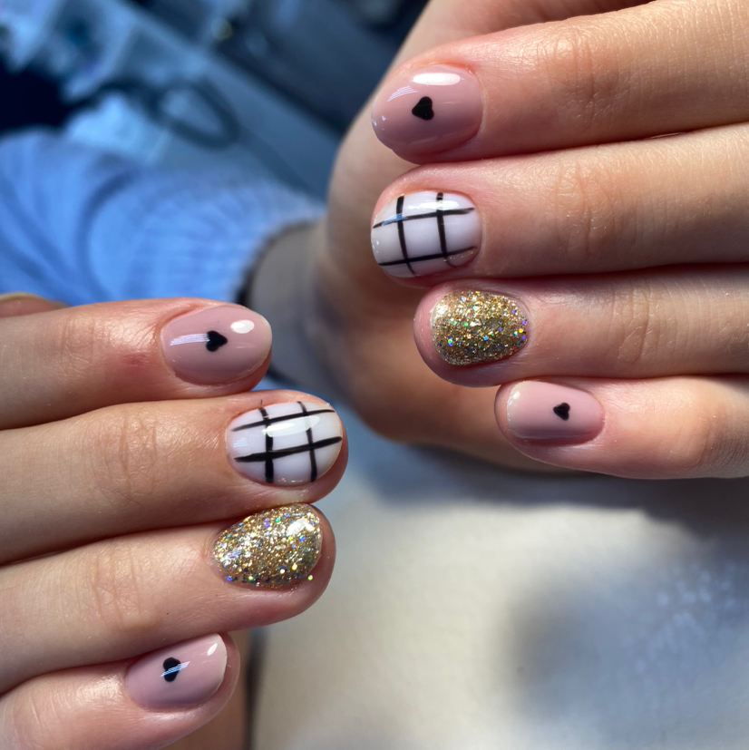 Детский маникюр ( до 12 лет) по согласованию с родителями ‼️