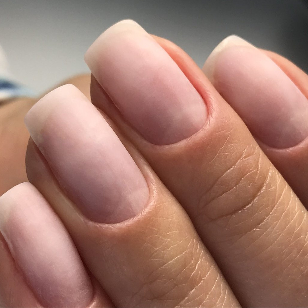 Маникюр комби без покрытия