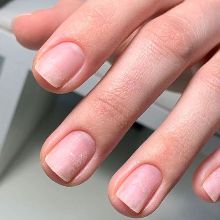 Маникюр классический